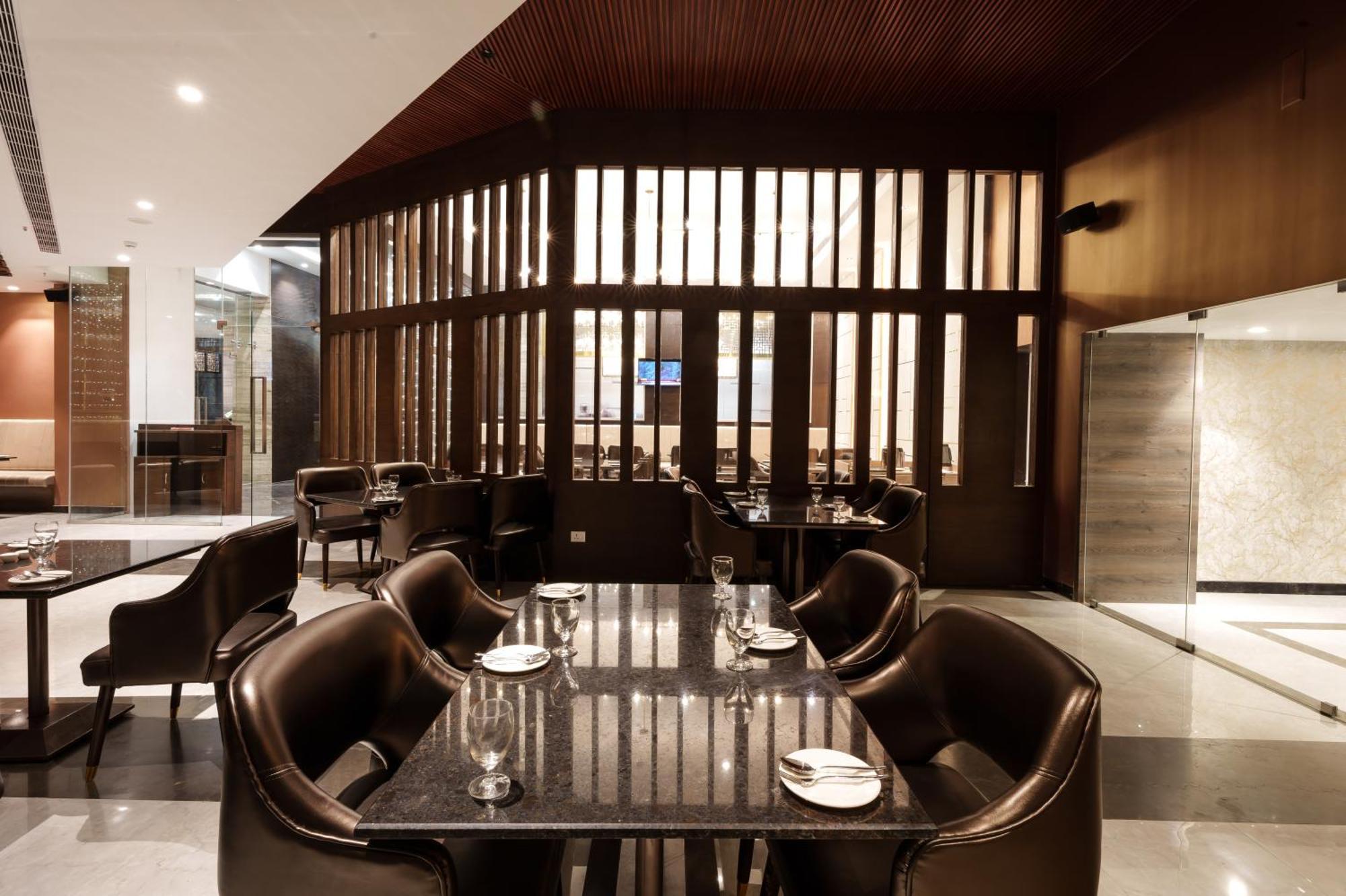 Pharos Hotels Chennai Ngoại thất bức ảnh