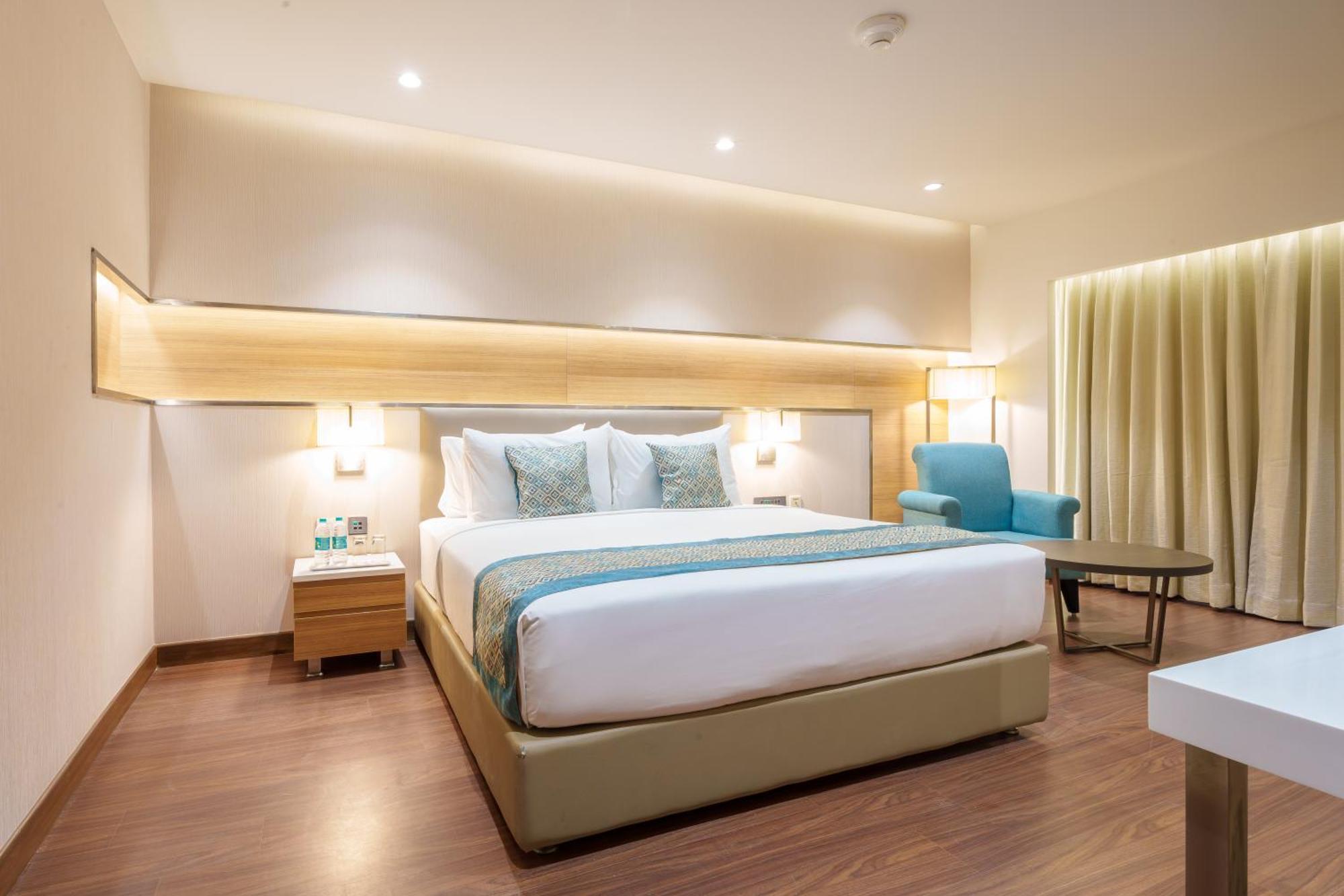 Pharos Hotels Chennai Ngoại thất bức ảnh