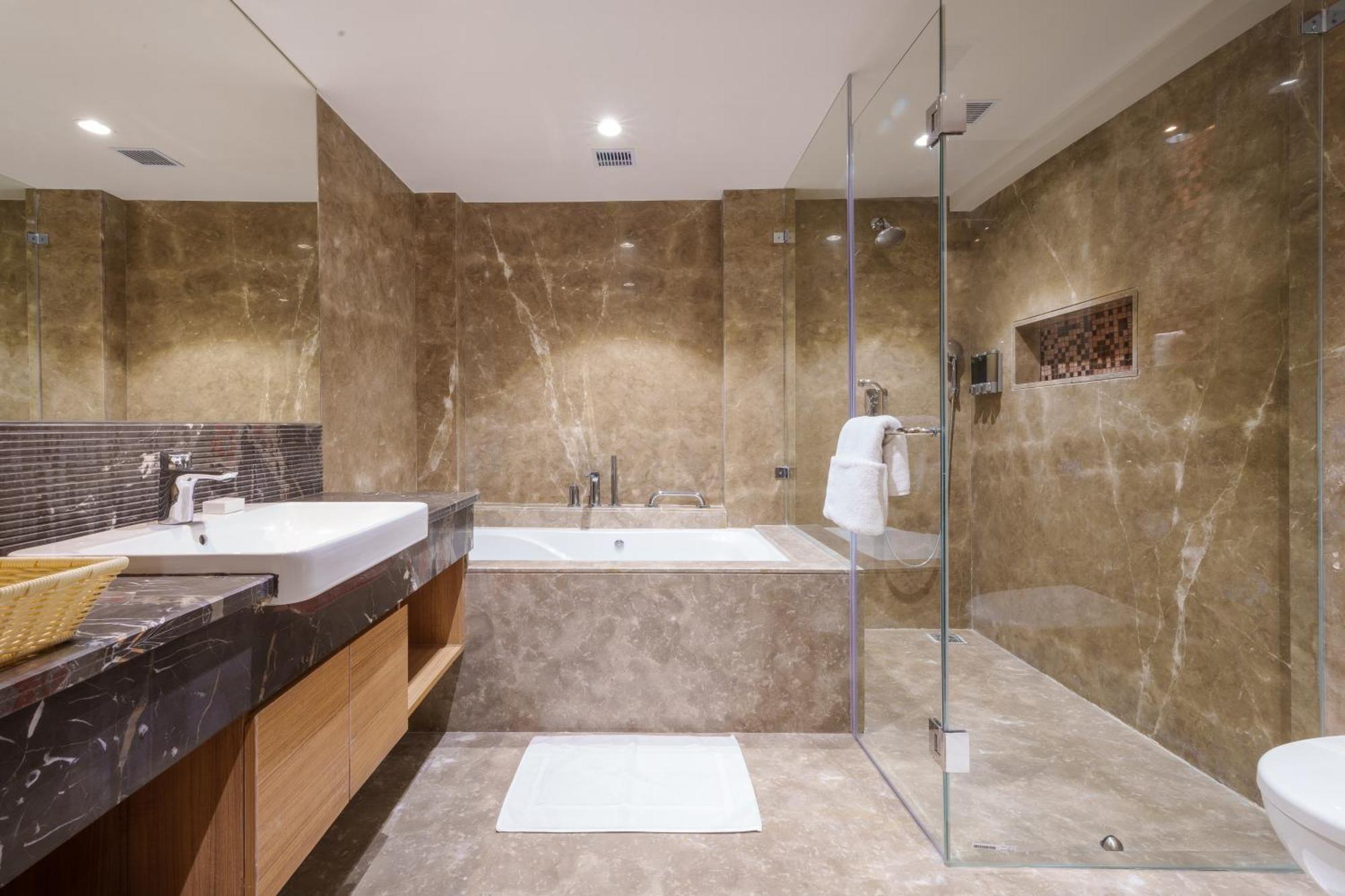 Pharos Hotels Chennai Ngoại thất bức ảnh