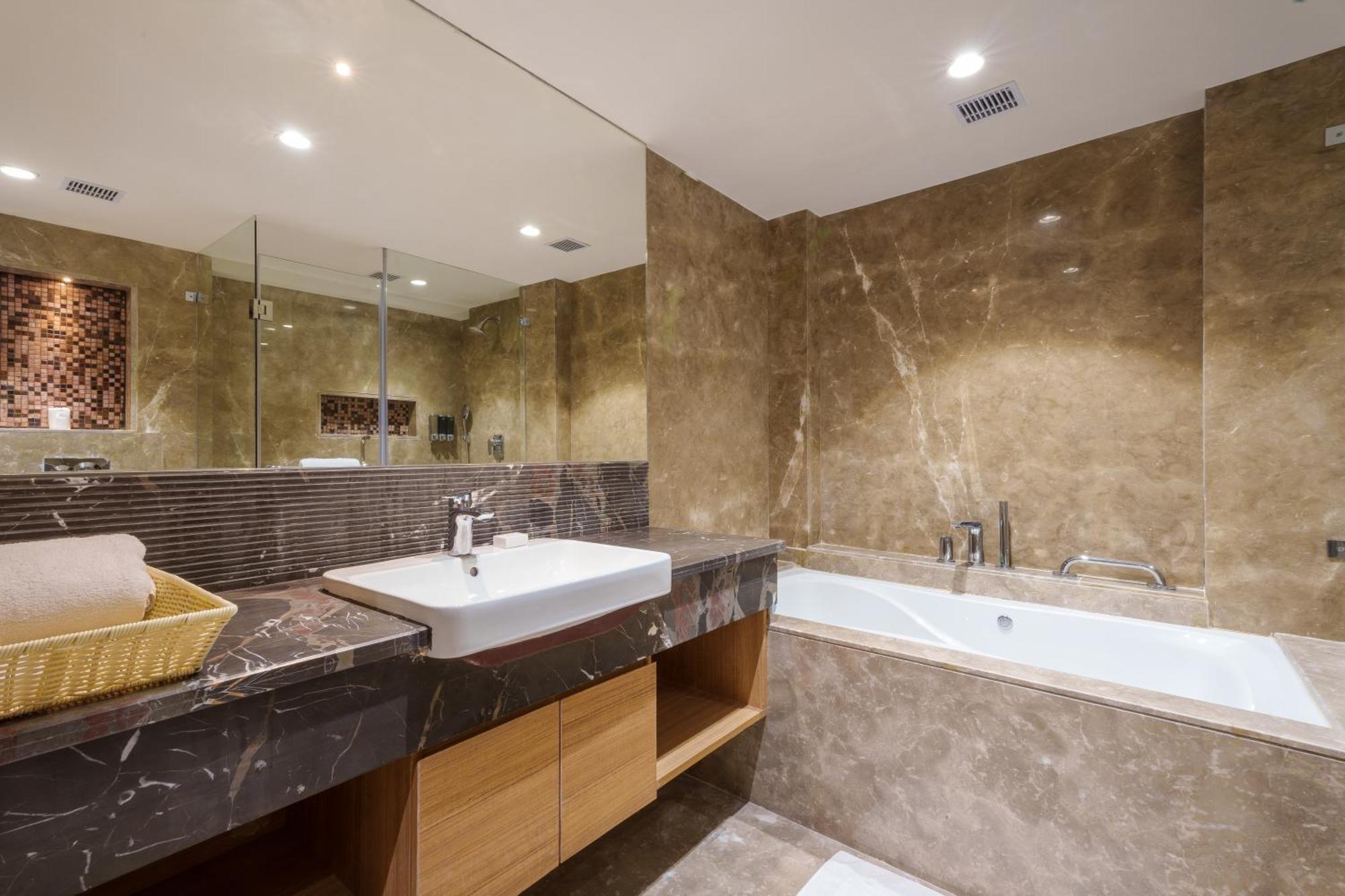 Pharos Hotels Chennai Ngoại thất bức ảnh